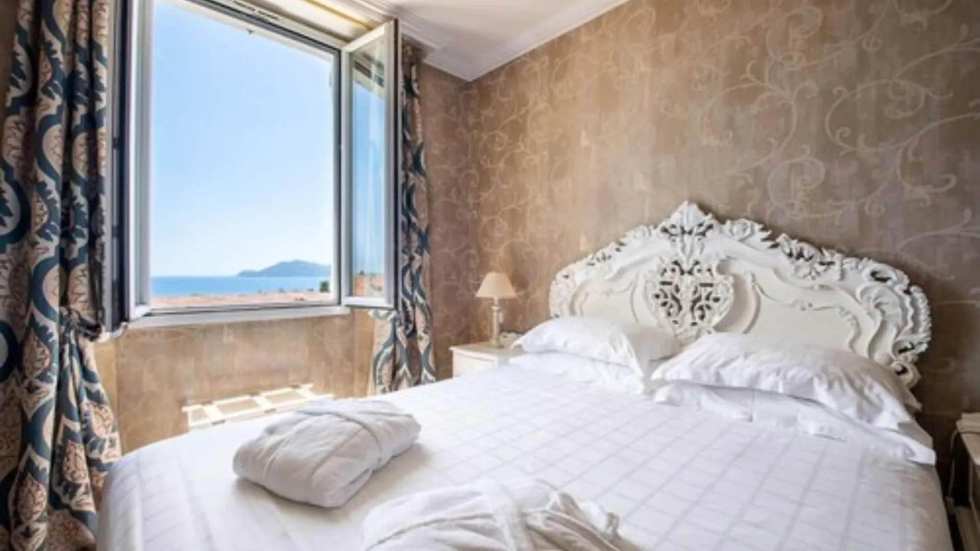 Hotel Chateau De La Tour Cannes