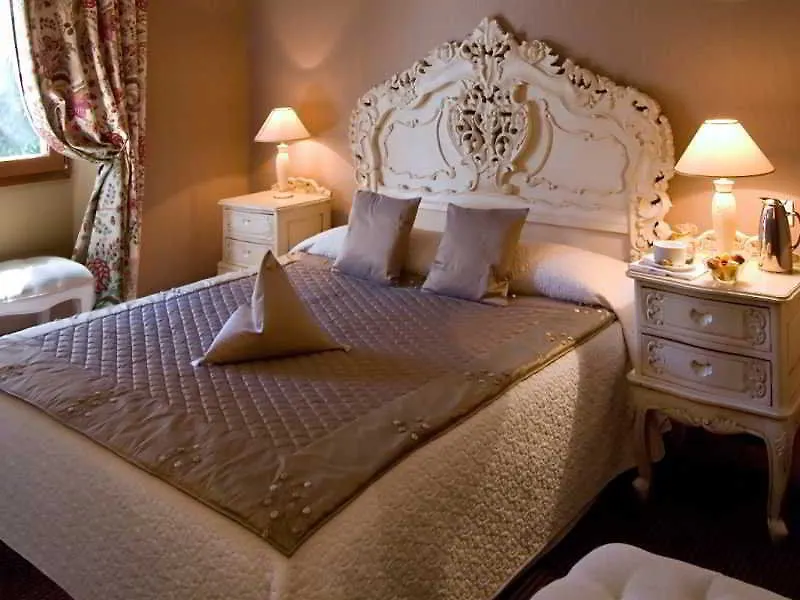 Hotel Chateau De La Tour Cannes Frankrijk